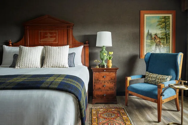 Graduate, Suite, King Bed, Sofa، Graduate by Hilton Ann Arbor 1/4