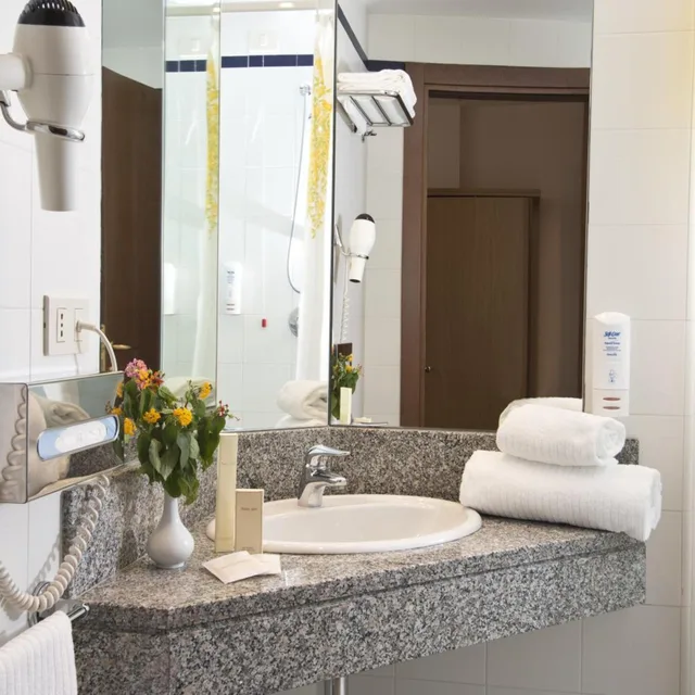 غرفة عائلية، Park Hotel Sant Elia 2/2