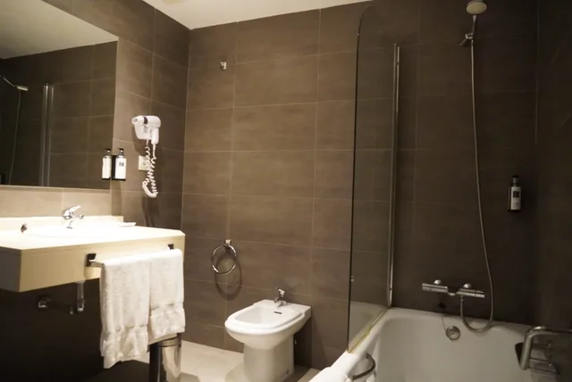 غرفة قياسية ثلاثية، Hotel Palacio de Valderrabanos 4/5