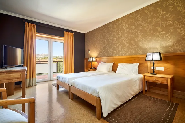 Room, Twin Beds, Balcony, Castrum Villae 1/2