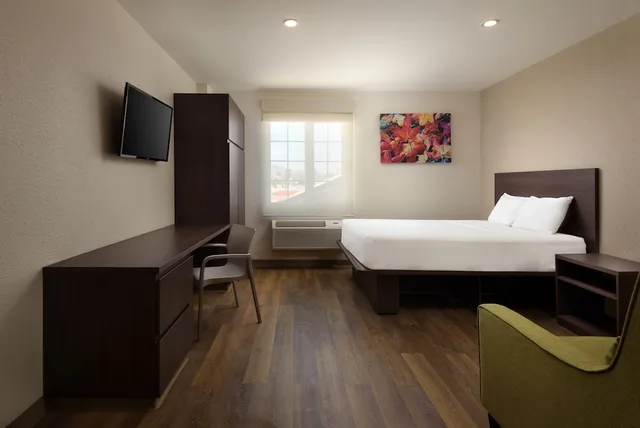 جناح بسرير كوين، Extended Suites Cancun Cumbres 6/10