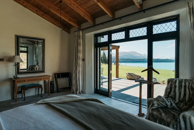 2 Bedrooms, Villa, Twin Beds, Lake and Kitchen، Mt Cook Lakeside Retreat 3/4