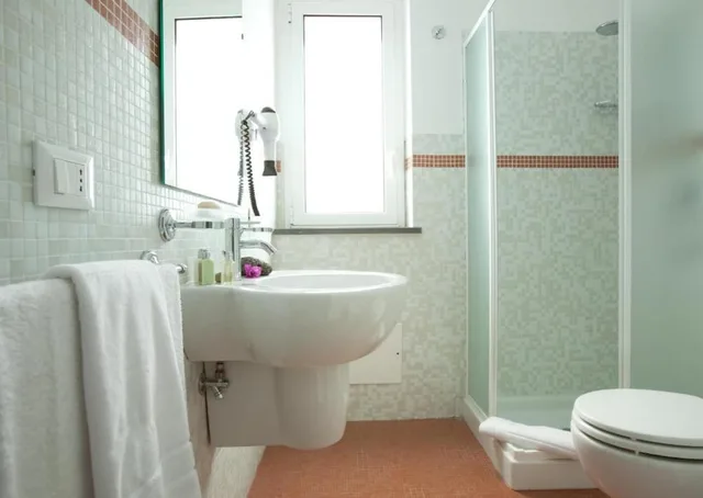 2 Bedrooms, Tower, Family, Apartment, 2 Double Beds, 2 Bathrooms، Villa Oasis Residence 1/2