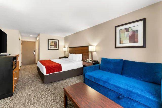 غرفة بسرير كينج، SureStay Plus by Best Western Reading North 1/4