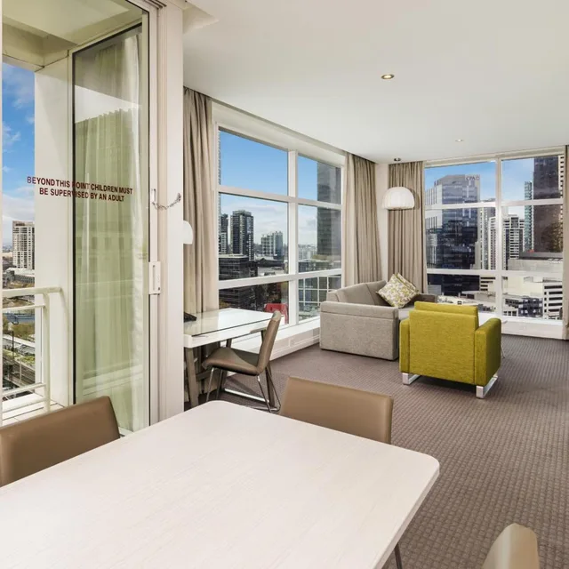 جناح ديلوكس مع أريكة، CLARION SUITES GATEWAY 2/3