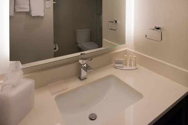 جناح بسرير كينج بغرفة نوم واحدة مع أريكة، Residence Inn Palo Alto Menlo Park 1/7