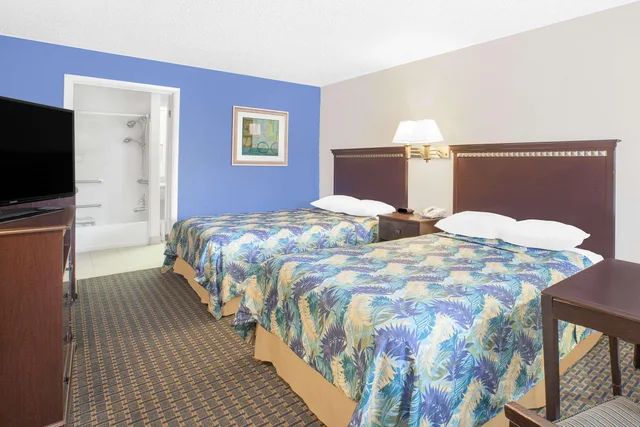 Room, Quadruple, 2 Double Beds, Accessible, Super 8 by Wyndham Corpus Christi 1/2