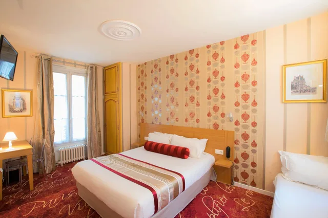 غرفة ثلاثية بسرير مزدوج، Hotel Romance Malesherbes By Patrick Hayat Formerly Romance Malesherbes 2/10