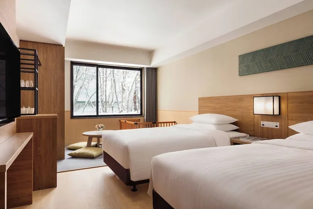 غرفة بريميوم بسريرين منفصلين، Courtyard By Marriott Hotel Hakuba 3/8