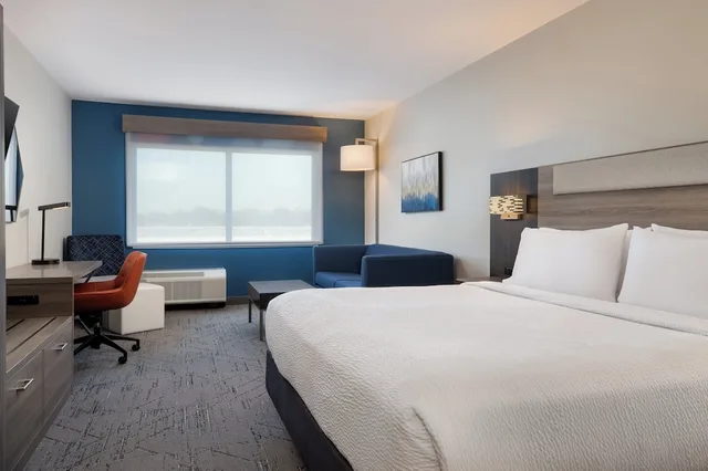 غرفة بريميوم بسرير مزدوج، Holiday Inn Express and Suites Linden by IHG 1/2