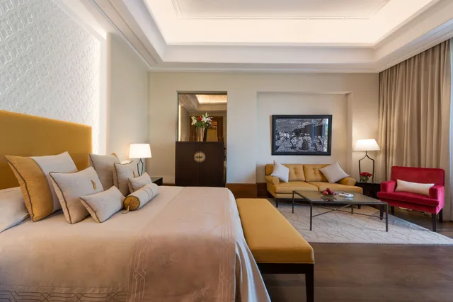 غرفة ديلوكس بسرير كينج بشرفة، The Oberoi Marrakech 1/4