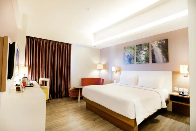 غرفة سوبيريور بسرير مزدوج، Mercure Padang 3/8