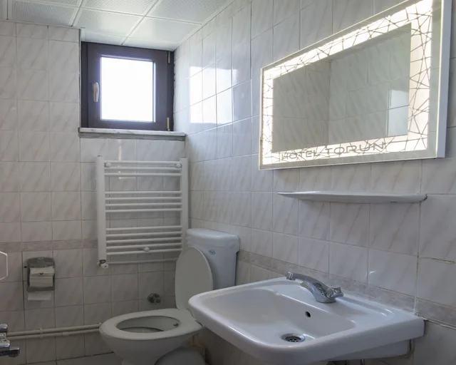 Standard, Double Bed, Park View, Hotel Torun Istanbul Old City 5/8
