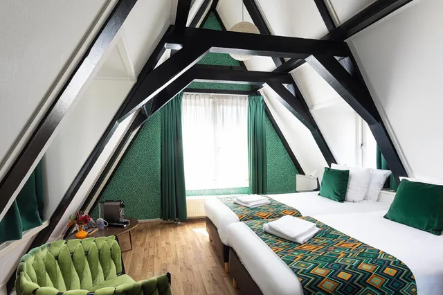 غرفة قياسية بسريرين منفصلين، Hotel Des Arts 2/3