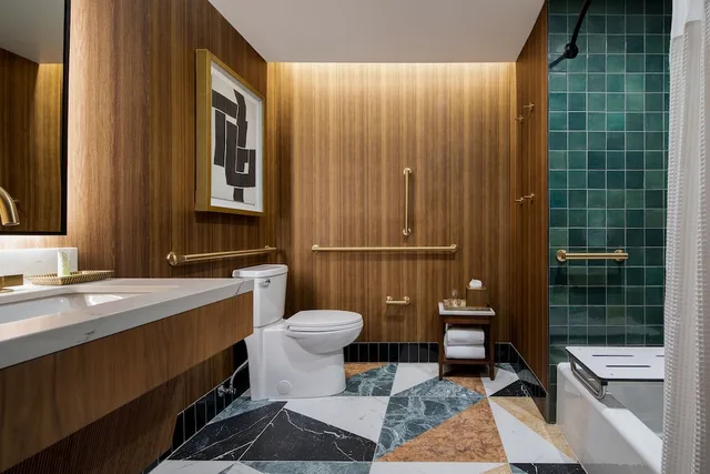 غرفة كلاسيكية بسريرين كينج، Le Meridien Salt Lake City Downtown 4/4