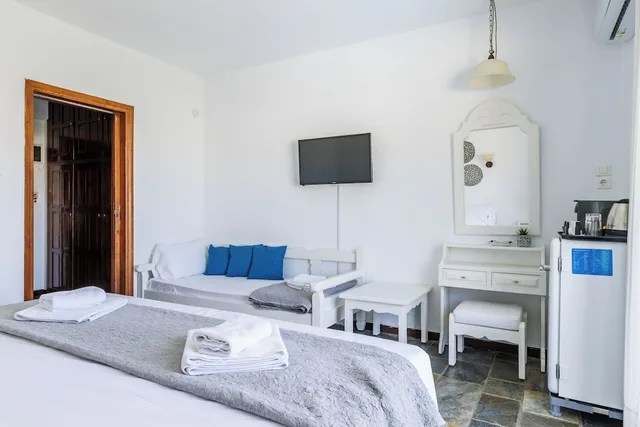 غرفة ثلاثية بثلاثة أسرّة بغرفة نوم واحدة، Hotel Amalia 1/5