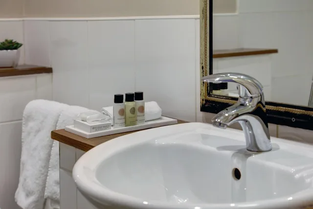 جناح جونيور بسرير كينج، Crown And Mitre Hotel Sure Hotel Collection By Best Western 6/6
