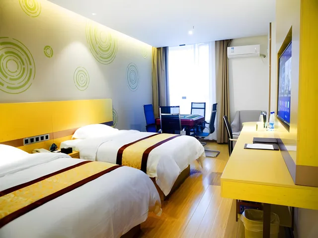 Feature, Superior, Twin Beds، GreenTree Inn Huanggang City Wuxue City Kanjiang Avenue 1/1