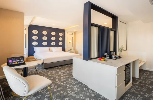غرفة ديلوكس بشرفة، Eastin Hotel Vientiane 6/10