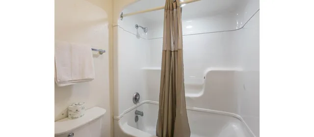غرفة بسرير كوين لذوي الإعاقة، Motel6 Dothan, AL 6/8