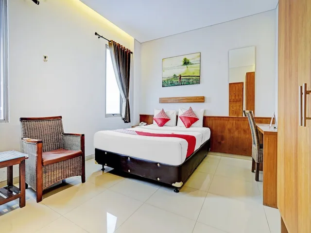 غرفة ديلوكس بسرير مزدوج، Collection O Riau Near Trans Studio Bandung Formerly Hotel Montameri 5/10