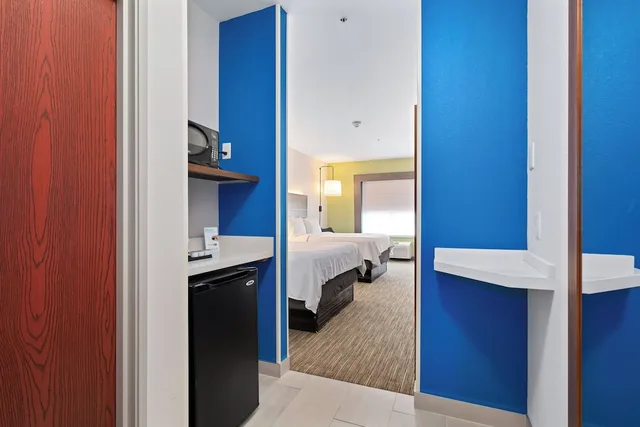 غرفة قياسية بسريرين كوين، Holiday Inn Express Hotel And Suites Van Buren Ft Smith Area 5/10