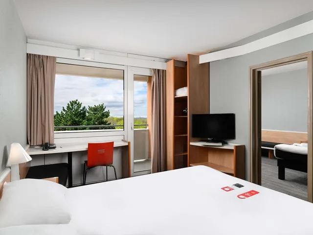 غرفة قياسية بسرير مزدوج وسريرين منفصلين، Ibis Budapest Citysouth 1/10