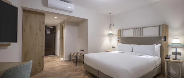 غرفة بسرير مزدوج، DoubleTree by Hilton Bodrum Isil Club Resort 6/10