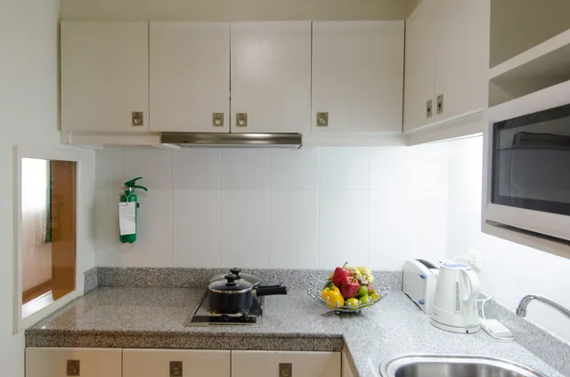 One Bedroom Suite، At Ease Saladaeng By Aetas 3/3