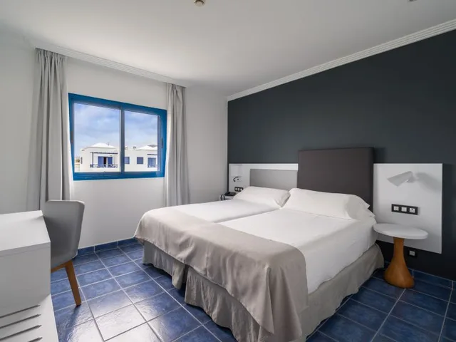 غرفة عائلية، Hotel LIVVO Mirador Papagayo 1/5