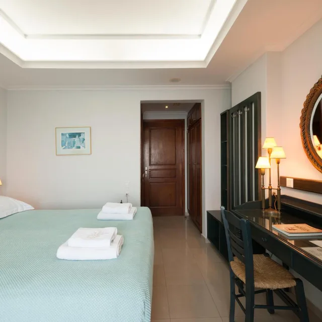 غرفة بسرير مزدوج أو سريرين منفصلين، Villa Renos 5/10
