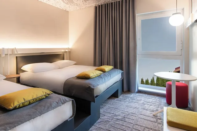 غرفة ثلاثية بسرير مزدوج وسرير فردي، Ibis Tallinn Center 1/8