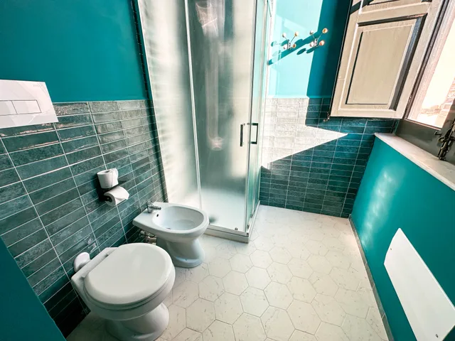 Private, Mixed Dorm, 4 Beds، Ostello Bello Palermo 4/4