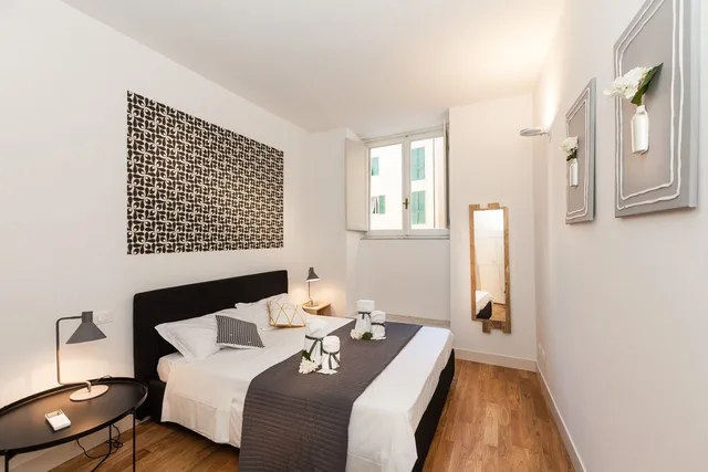 شقة بسريرين كوين بغرفتي نوم مع أريكة، Mamo Florence - Costa San Giorgio Apartment 9/10