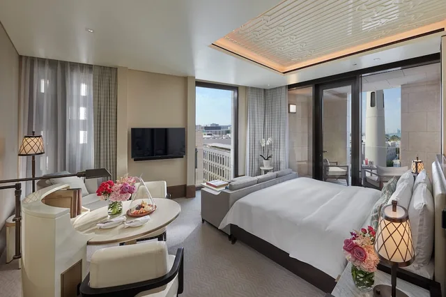 غرفة بريميير بسرير كينج، Mandarin Oriental Doha 2/4
