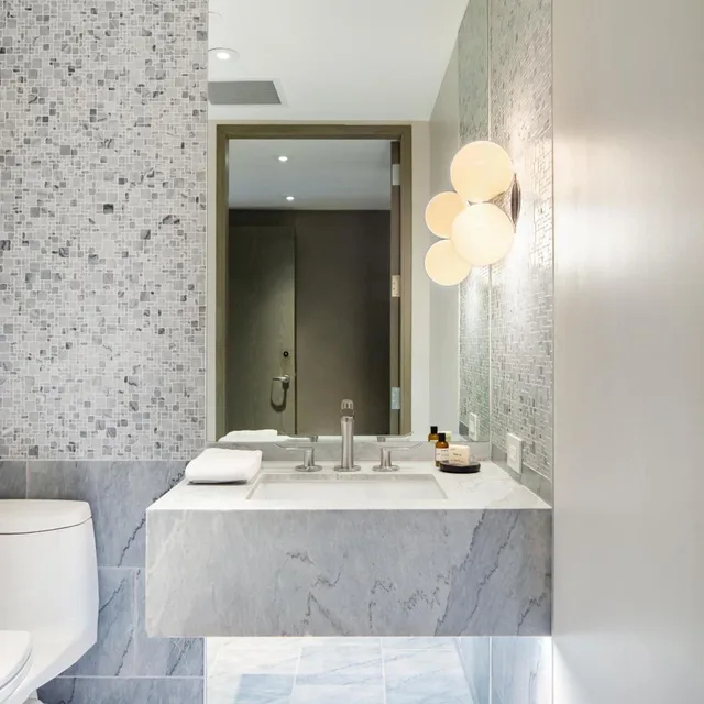 Fairmont Gold, King Bed, Lounge Access, Accessible، Fairmont Century Plaza Los Angeles 8/10