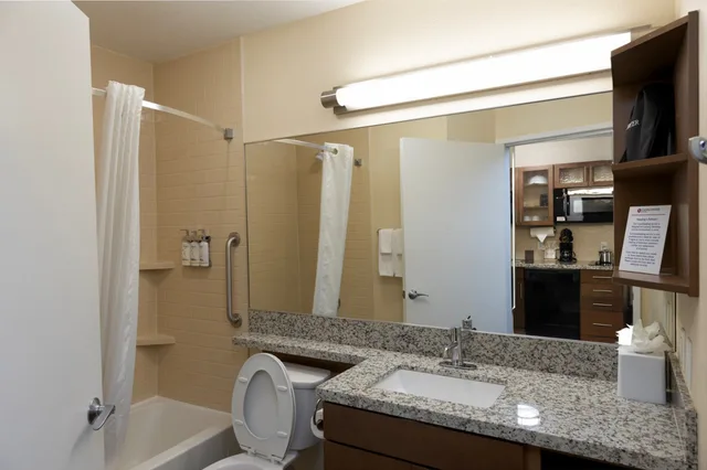 جناح استوديو بسرير كوين، Candlewood Suites Panama City Beach Pier 3/3