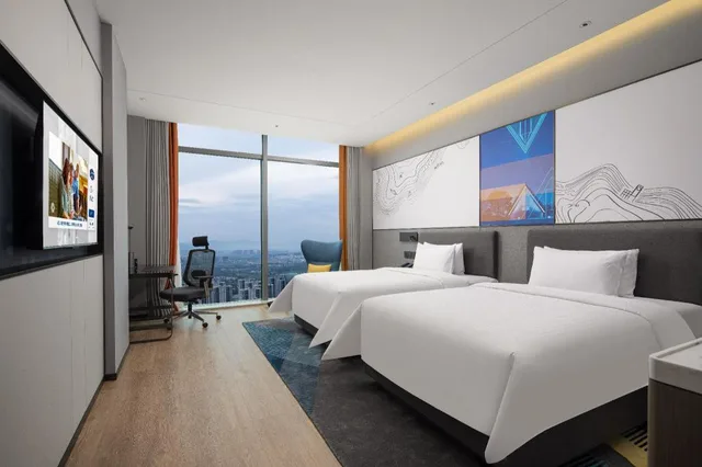 Superior, Double Bed, Hampton by Hilton Hangzhou Liangzhu 1/2
