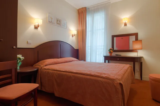 غرفة قياسية مزدوجة، Hotel Le Faubourg Opera 2/4