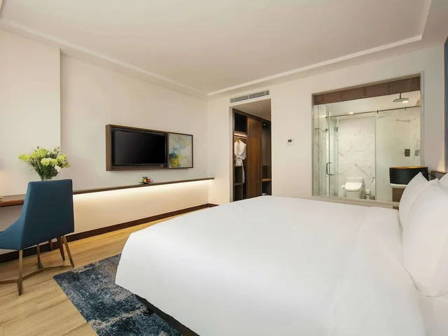 غرفة ديلوكس بسرير كينج، Movenpick Living West Hanoi 5/10