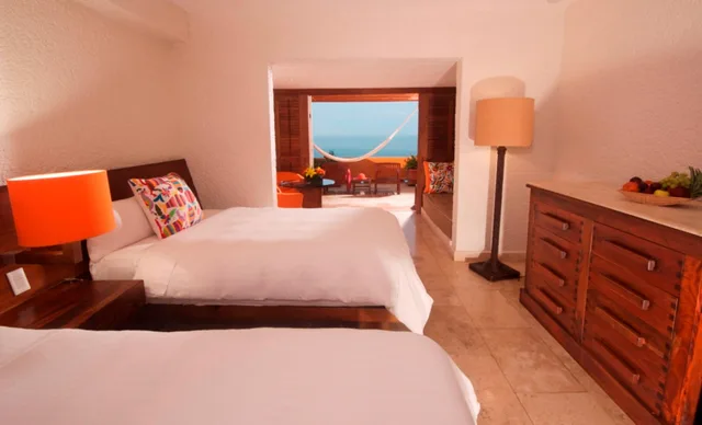 Deluxe, Sea View, Las Brisas Ixtapa 4/6