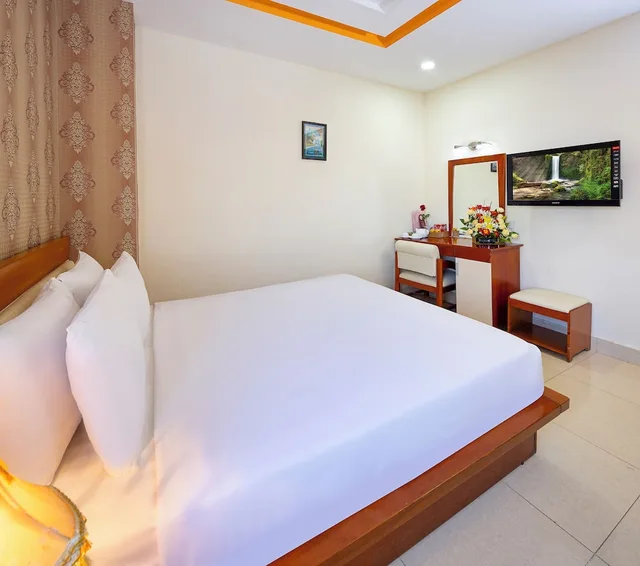 Deluxe, Boss Palace Hotel 10/10