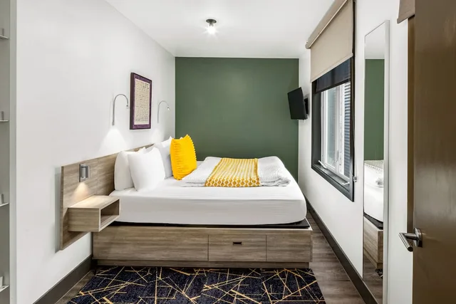جناح رئاسي بسرير كينج مع أريكة، Silverbow Inn 1/4