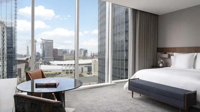 غرفة بريميير ركنية بسرير كينج، Four Seasons Hotel Nashville 1/1