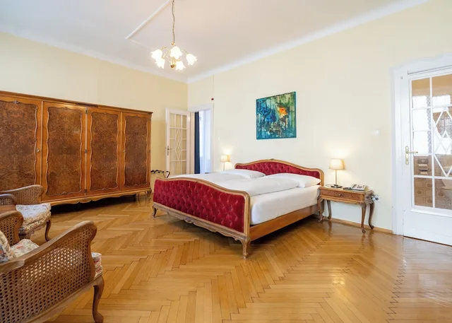 Family Suite, 1 Single and 2 Double Beds، Hotel Mariahilf 9/10