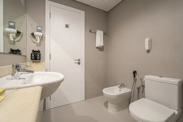 شقة بريميوم بسرير كينج بشرفة بغرفة نوم واحدة، Rose Garden Hotel Apartments Al Barsha 2/3