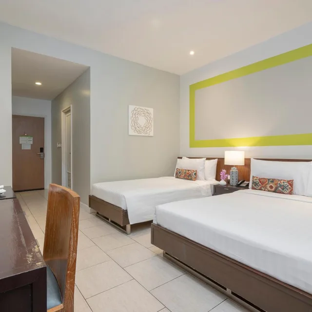 Urban Triple، Hotel De Bangkok 5/10
