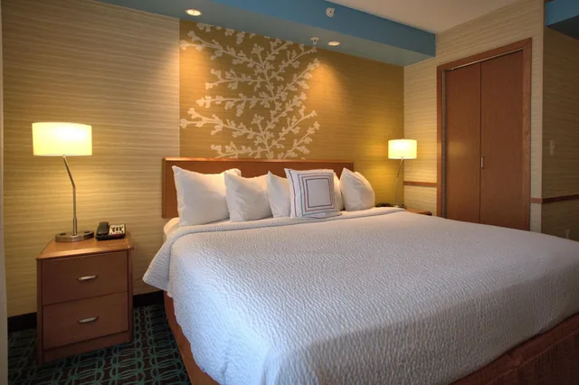 استوديو بسرير كينج، Fairfield Inn Suites By Marriott Edison South Plainfield 1/3