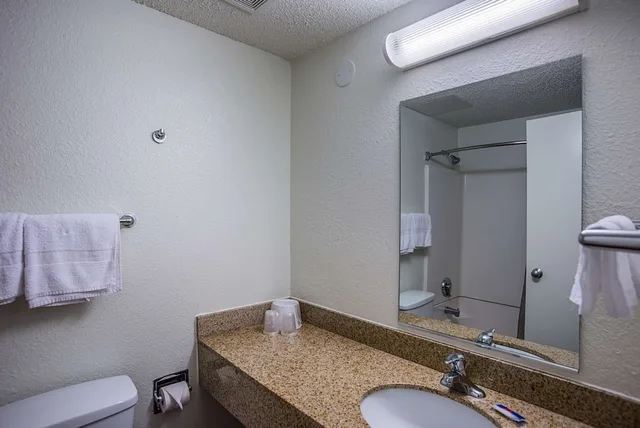 غرفة ديلوكس بسرير كينج، Motel6 Tucson, AZ - North 9/10