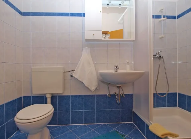 غرفة ثلاثية بسرير مزدوج وسرير فردي بغرفة نوم واحدة، Apartments Ivica 1452 5/6